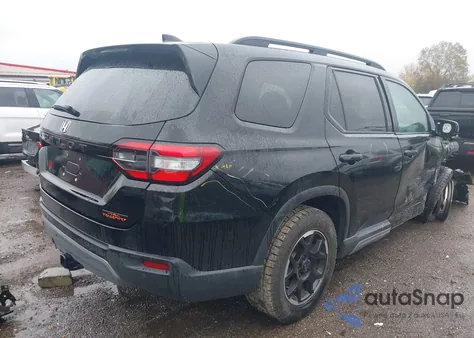 2025 Honda Pilot Trailsport from USA, damaged, VIN 5FNYG1H63SB005131